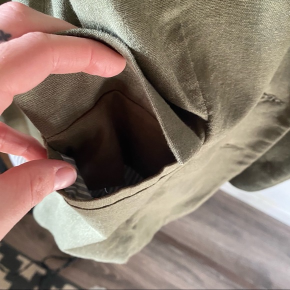 Willow & Clay • Linen Blazer - Picture 6 of 10